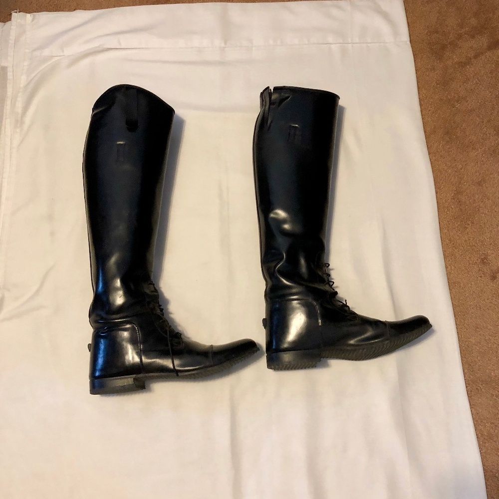 Elite Pull On Field Boots 8.5 Wide Calf 1324